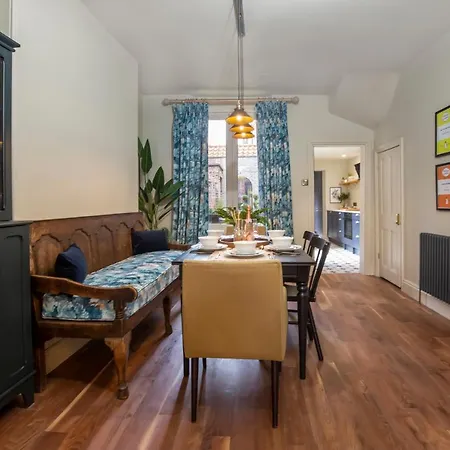 Apartman No. 4 George Street